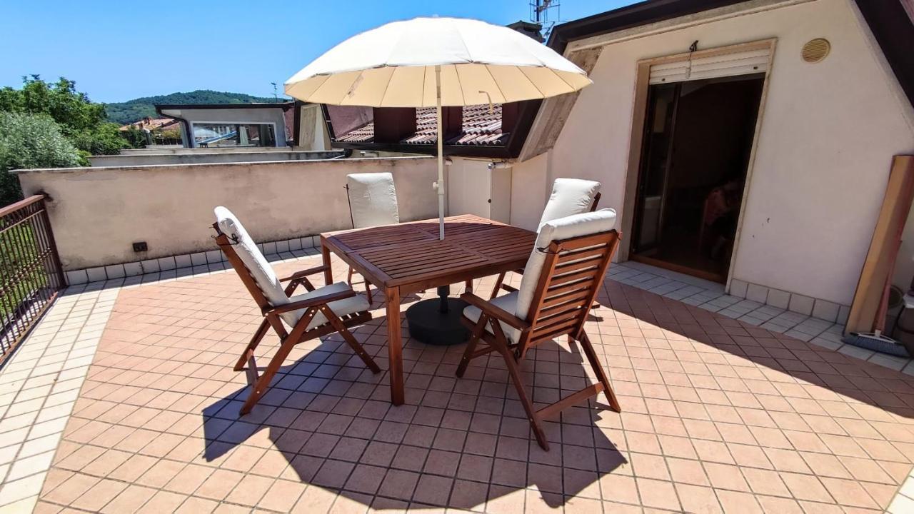 Ferienwohnung La Mansarda Castel Di Sangro Exterior foto